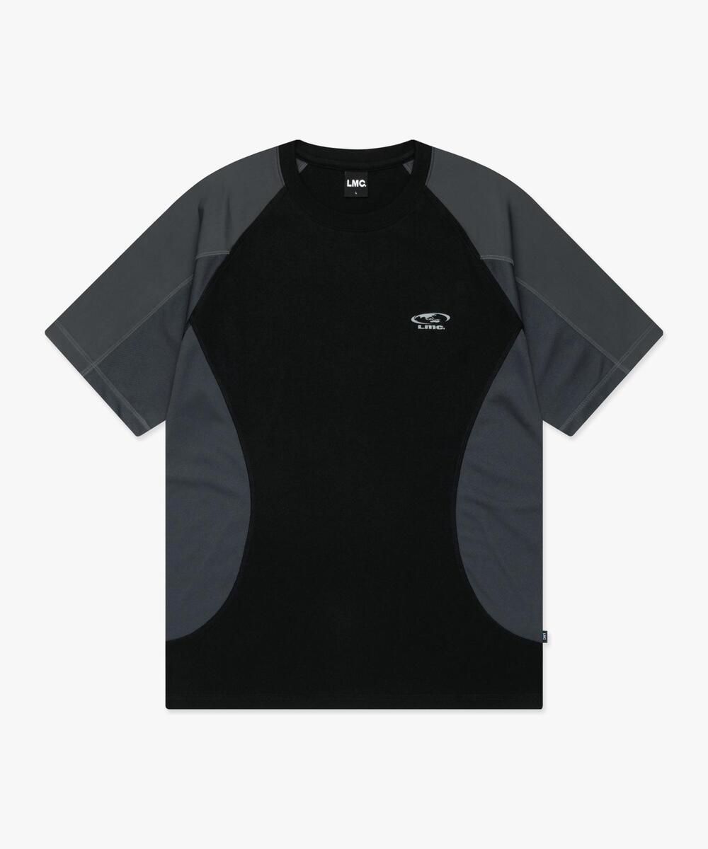 CURVED LINE TEE BLACK