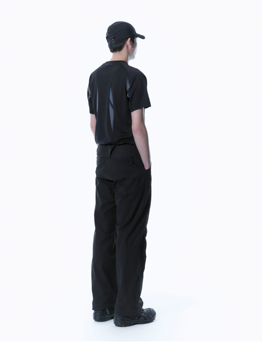 FLOWING PANEL TSHIRT BLACK