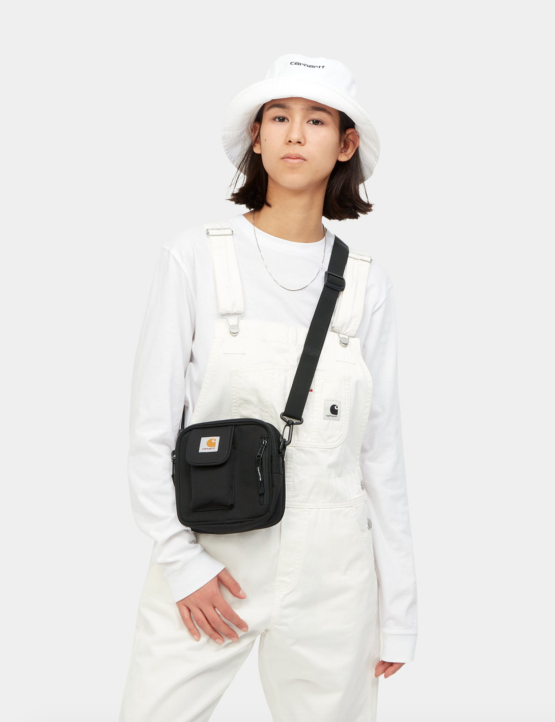 ESSENTIAL BAG BLACK