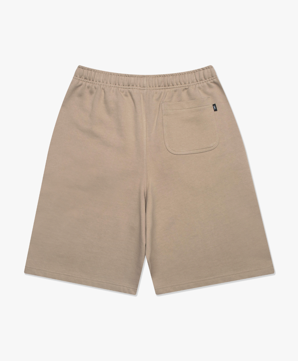 LEAGUE WIDE SWEAT SHORT SAND